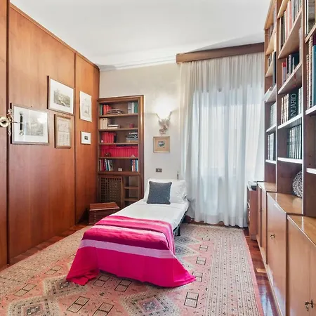 Spacious 4bed Flat W/balconies 12min From Vatican Appartamento